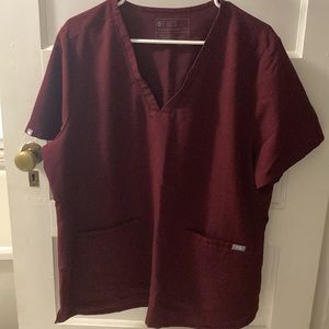 Maroon Figs scrub top XXL